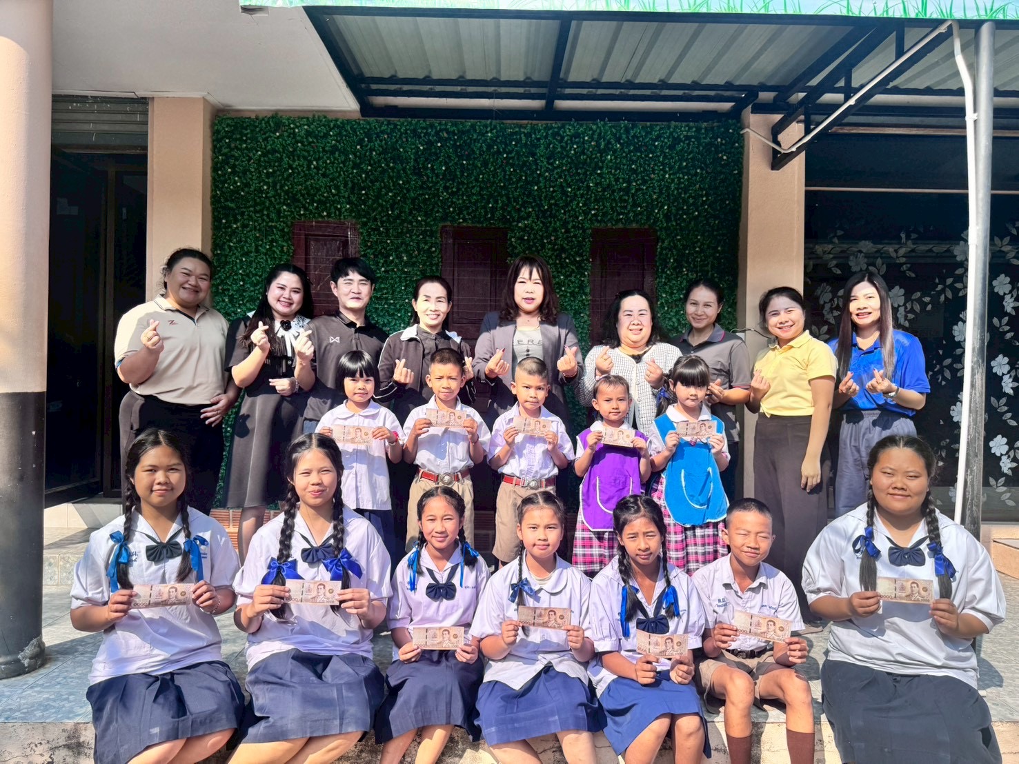 ขอขอบพระคุณอย่างสูง  พระครูวิมลจริยาภรณ์